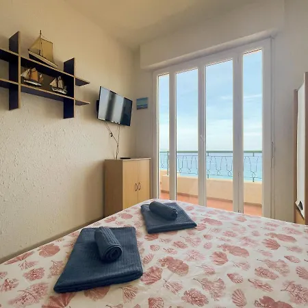 Апартаменты Sea View 4 Pers Wifi Ac